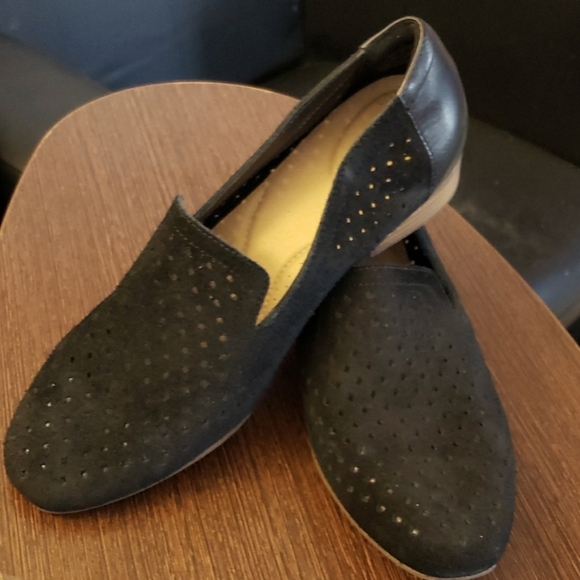 Clarks Trish Calla Loafers in Black Size 7.5 Wide - Picture 1 of 8